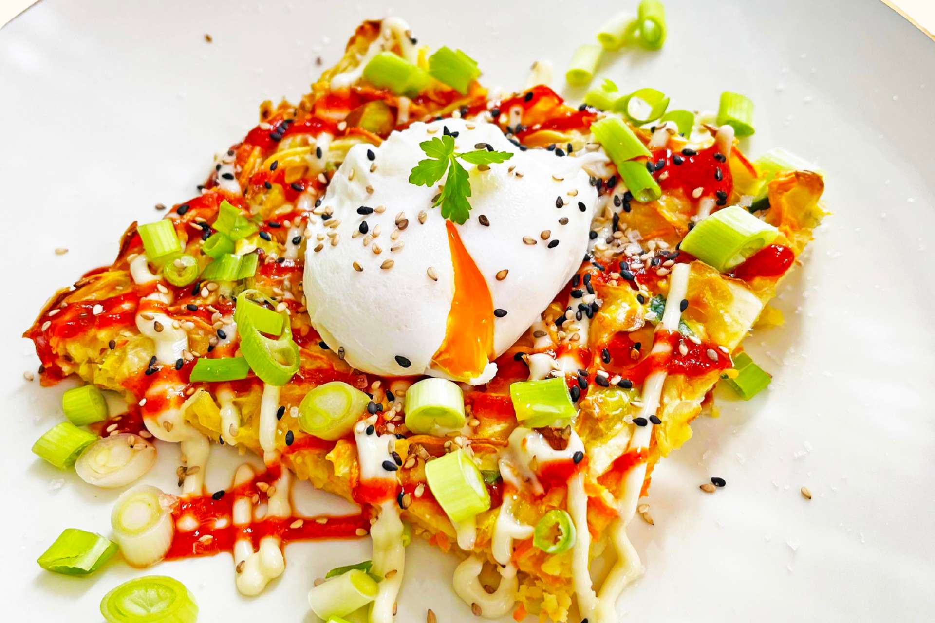 Okonomiyaki (grønnsakspannekake)